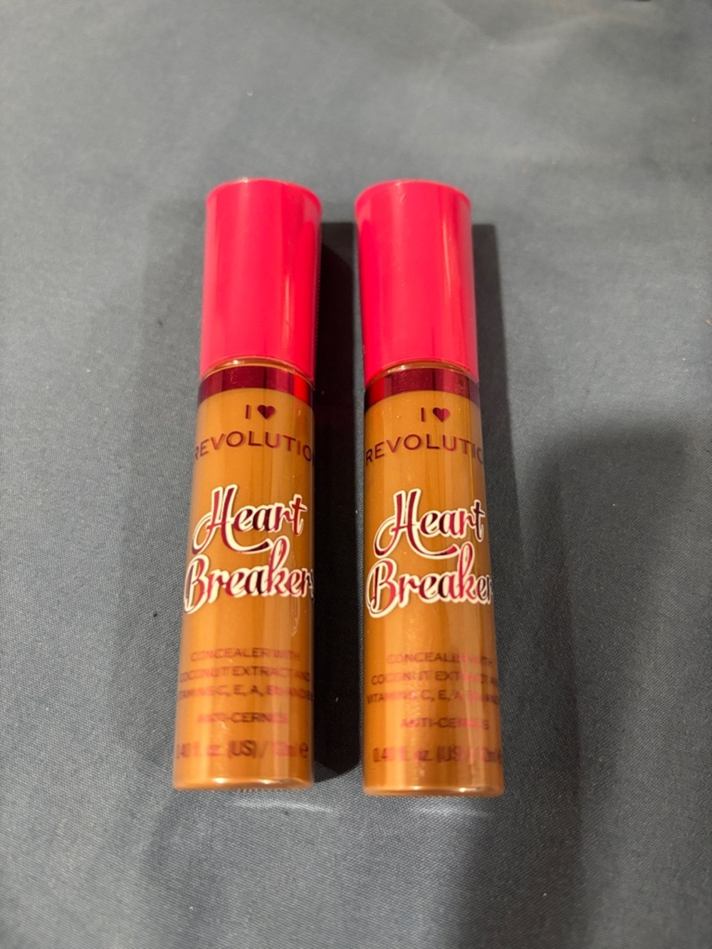 Revolution 2 Heart Breaker Concealer - Pink/Gold Tube shade almond